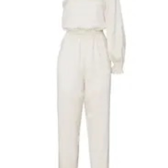 Love & Whit Run the Runway Ivory jumpsuit one shoulder sz 2 $236 - Picture 5 of 5